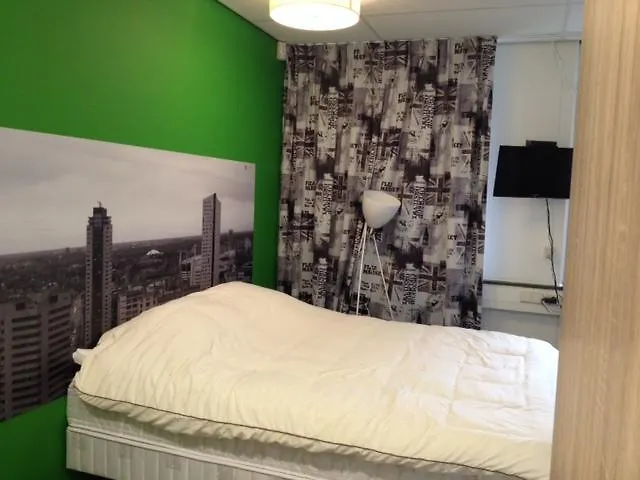 Camelot Rooms