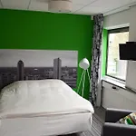 Camelot Rooms
